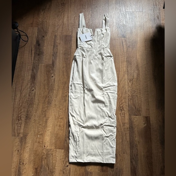 NOOKIE Leona Midi Dress In Ivory - Picture 3 of 6